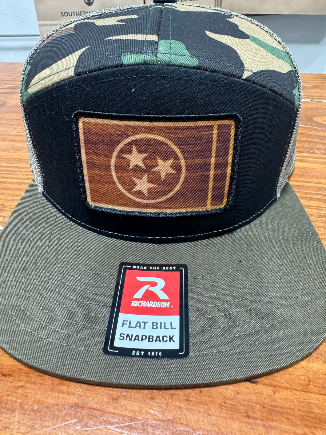 Southern Exposure Hat-Wood Grain Tristar